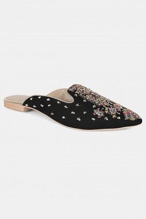 Black Pointed Toe Embroidered Flat - Wgrace