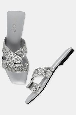Silver Square Toe Textured Flat-Zmae