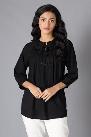 Black A-Line Pleated Top With Tie-Up Neck