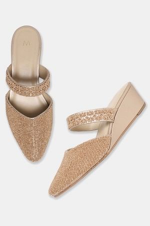 W Gold Whole Foot Embroidered Pointed Toe Wedge-Wlaura